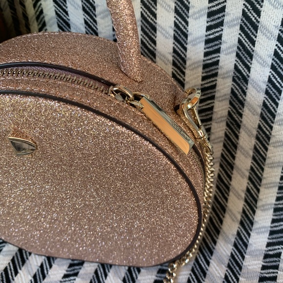 Mini chain canteen crossbody gold champagne NWT - Picture 4 of 8